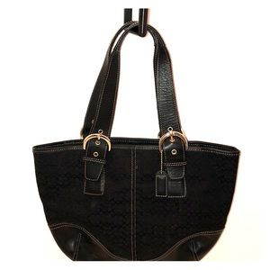 Coach Medium size Handbag